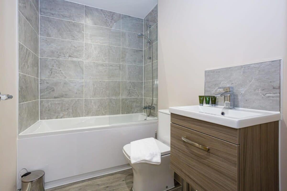Modern And Stylish 1 Bed Apartment Manchester Zewnętrze zdjęcie